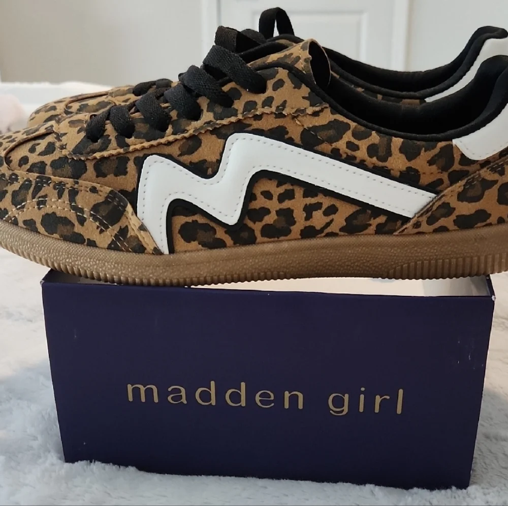 Madden Girl Leopard Print - Picture 2 of 4